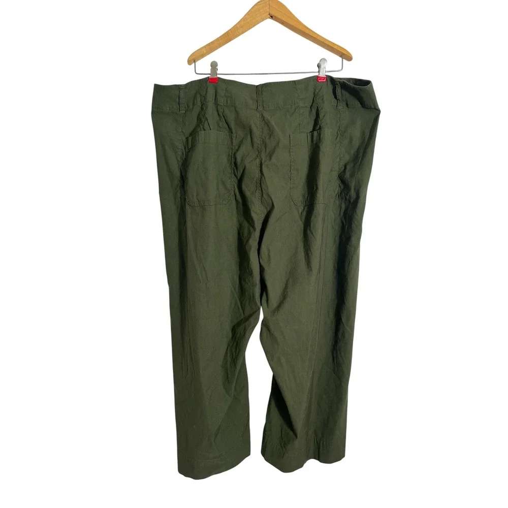 MAEVE x ANTHROPOLOGIE The Colette Plus Size Cropped Wide Leg Pants in Olive - Picture 3 of 10